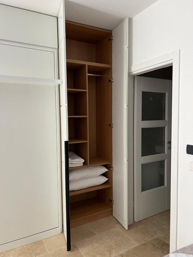 Rose Downtown Apartment Подгорица Екстериор снимка