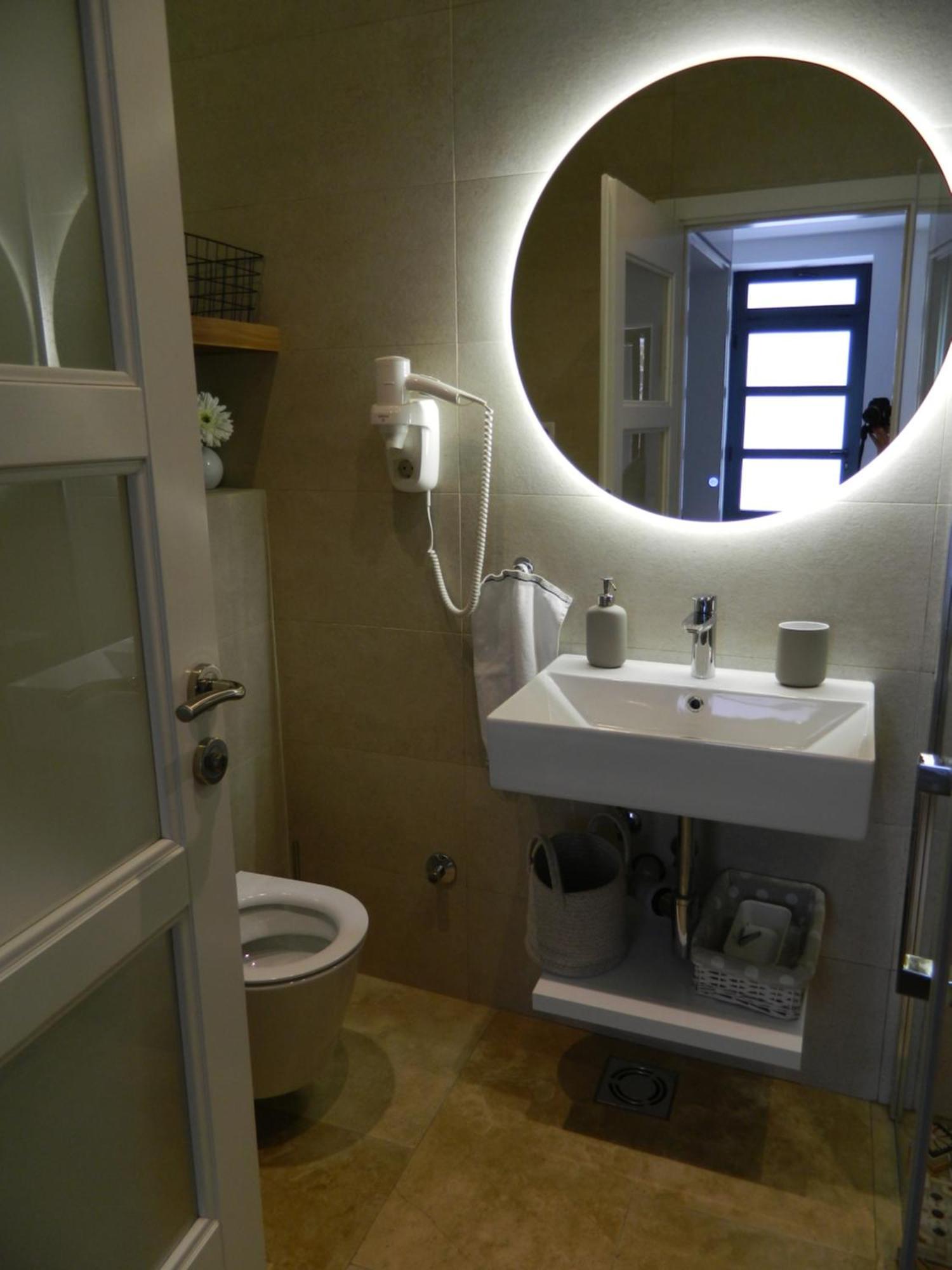 Rose Downtown Apartment Подгорица Екстериор снимка