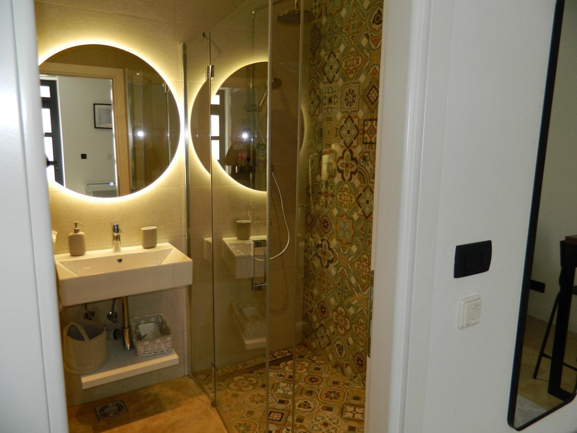 Rose Downtown Apartment Подгорица Екстериор снимка