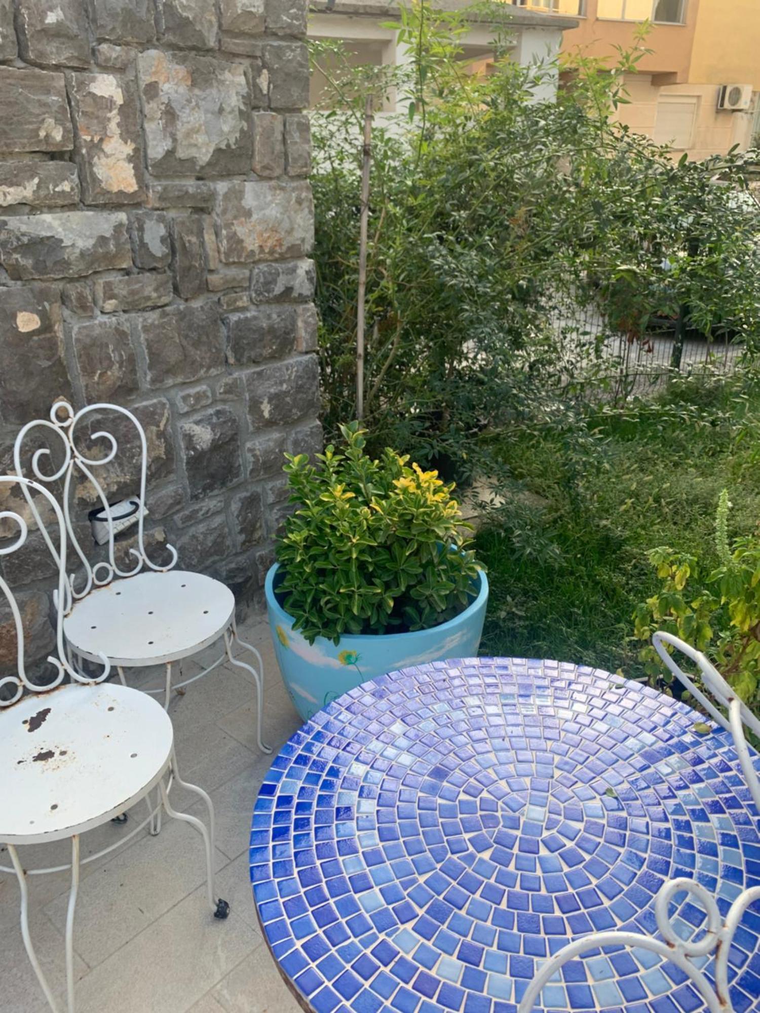 Rose Downtown Apartment Подгорица Екстериор снимка